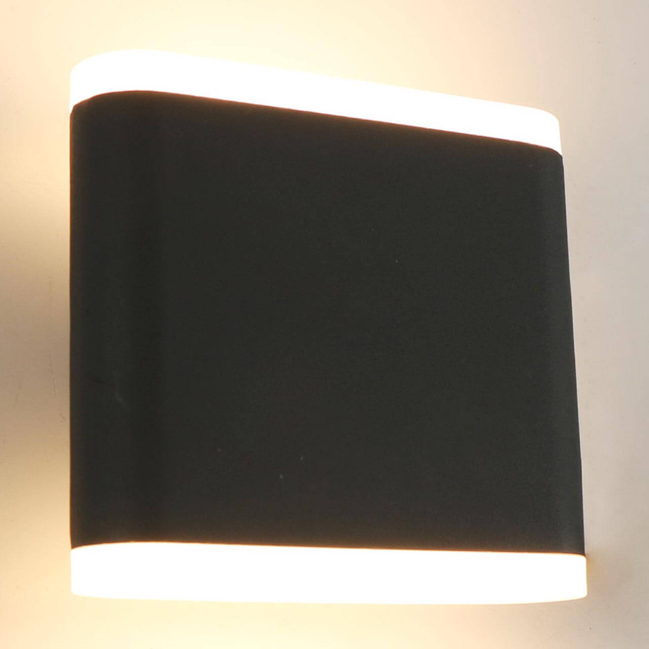 Уличный светильник накладной Arte Lamp Lingotto A8153AL-2GY